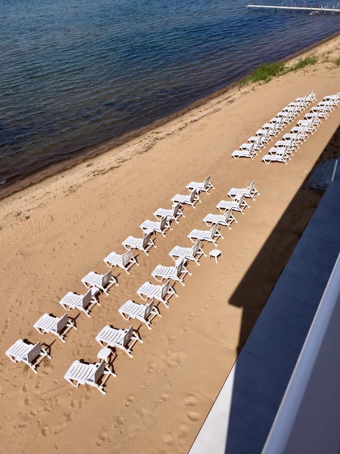 Hotel The Baywatch Traverse City